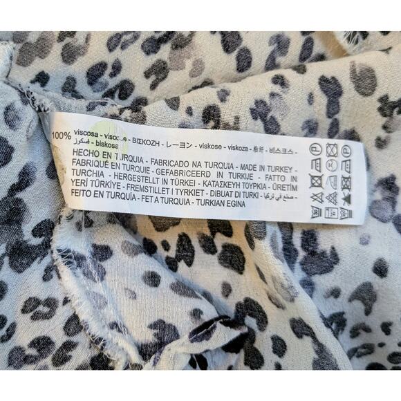 Zara Minidress Medium Leopard Print White Black Gray Ruffled V-Neck 3/4 Sleeve - Picture 11 of 11